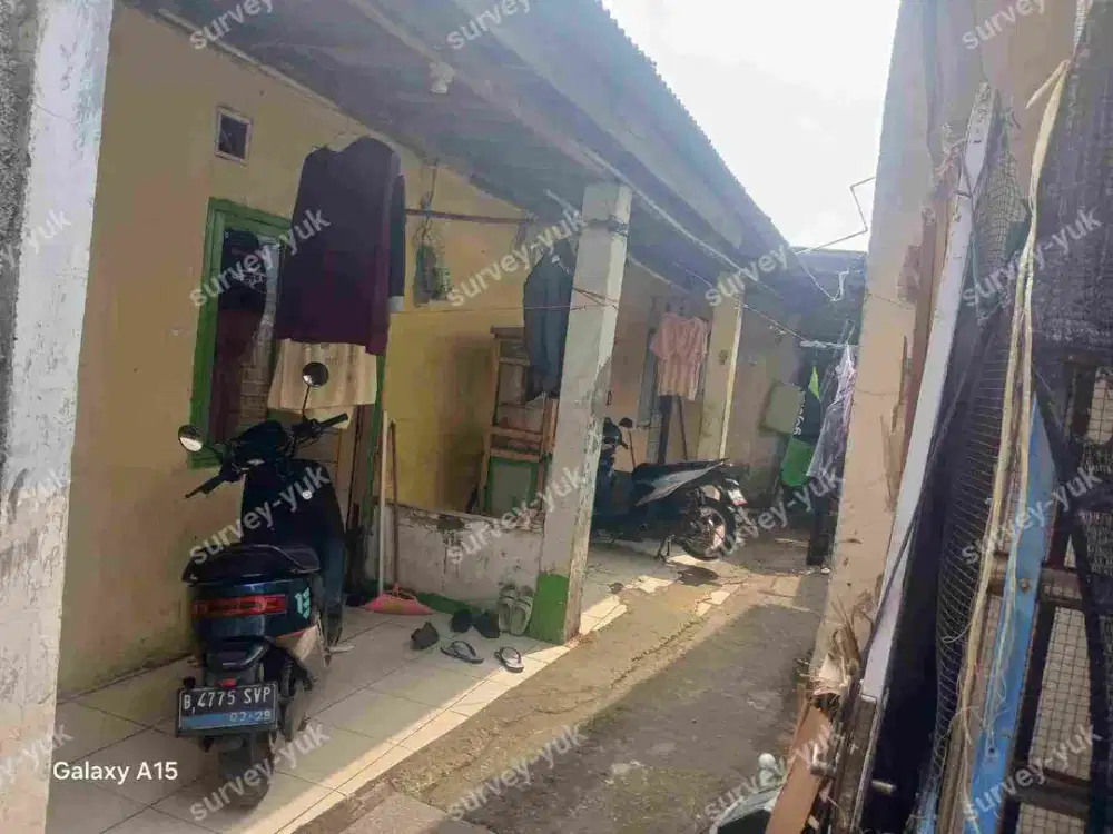 Kontrakan 3 unit/ pintu 125 m2 Akses motor bebas banjir jl H sarmah - tangerang selatan