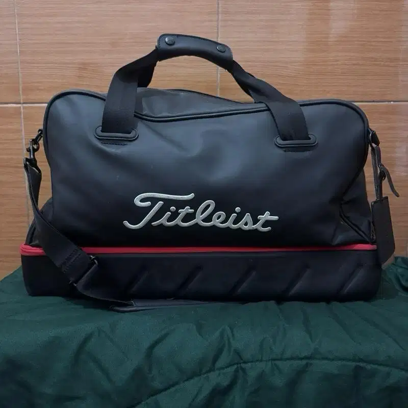 Titleist Tas Olahraga Multifungsi Travel Golf Berkualitas Premium
