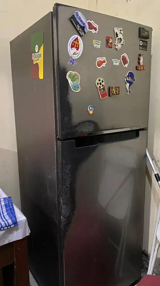 Kulkas Samsung Inverter 2 Pintu RUSAK