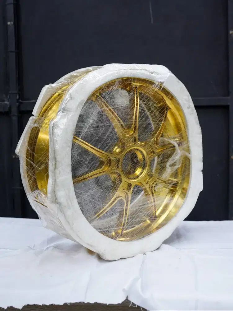 Velg Belakang Marchesini MV Agusta Ring 17 Original Italy