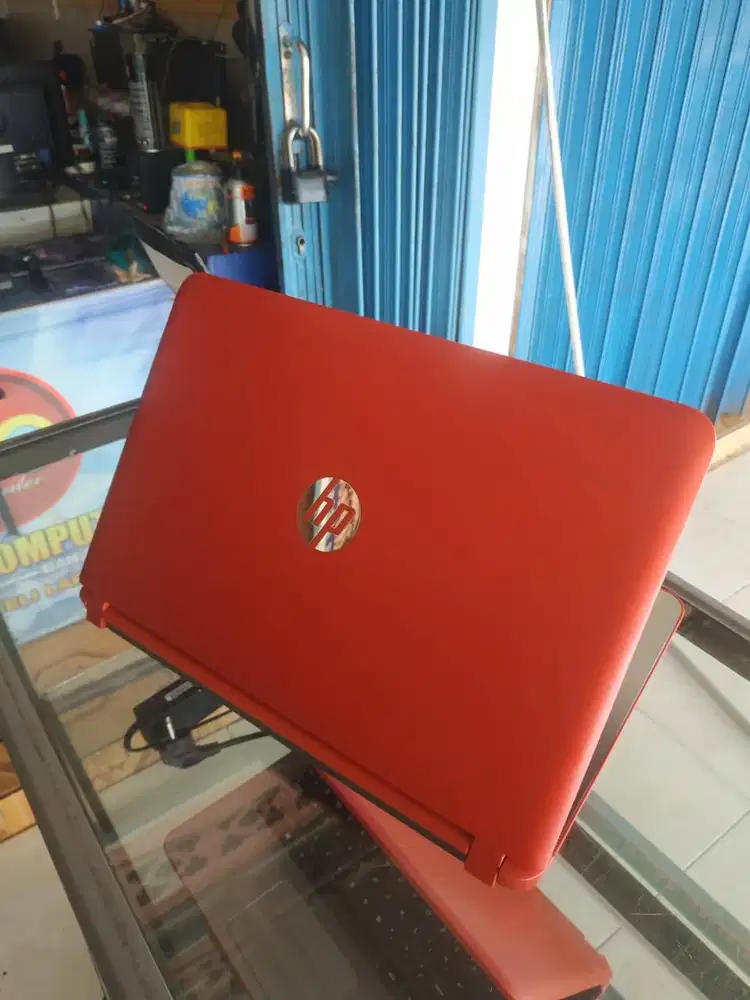 Laptop HP 14 core i5 gen5 + 8gb DDR3 + Nvidia 940m 2gb + 1tb HDD