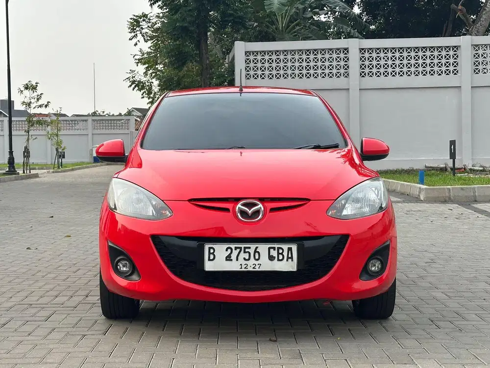 Mazda 2 V manual 2012
