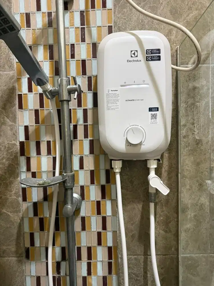 Jual water heater elextrolux like new