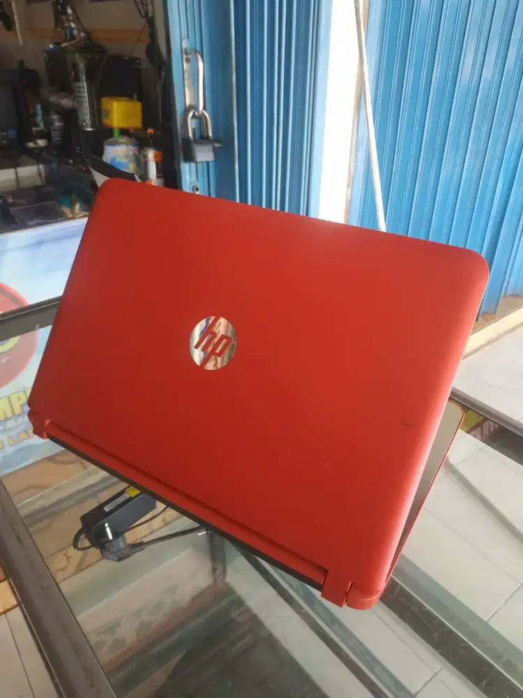 Laptop HP 14 core i5 gen5 + 4gb DDR3 + Nvidia 940m 2gb + 500GB HDD