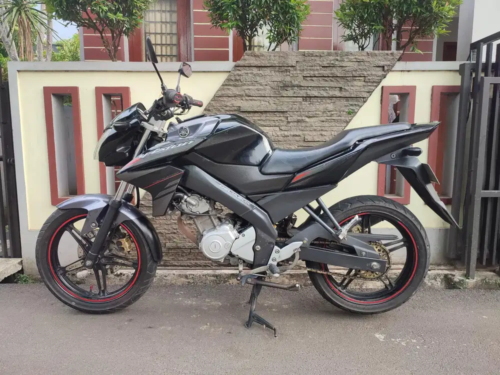 YAMAHA VIXON KS TAHUN 2014 SS GARANSI