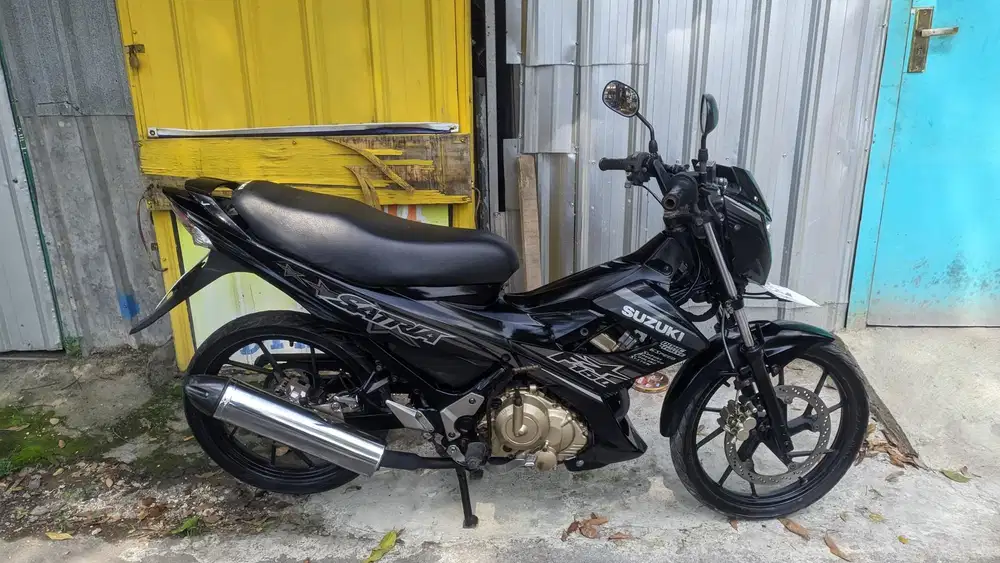 Satria FU Facelift 2014 Hitam