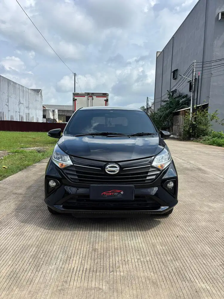 Daihatsu Sigra 1.2 R 2023 Automatic ( Hitam Metalik )