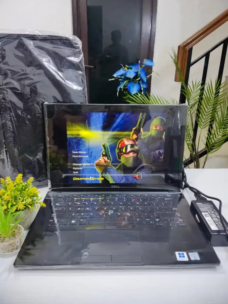 DELL Exclusive Latitude 7480 V41 SLIM CORE I7  [RAM 8GB/SSD]