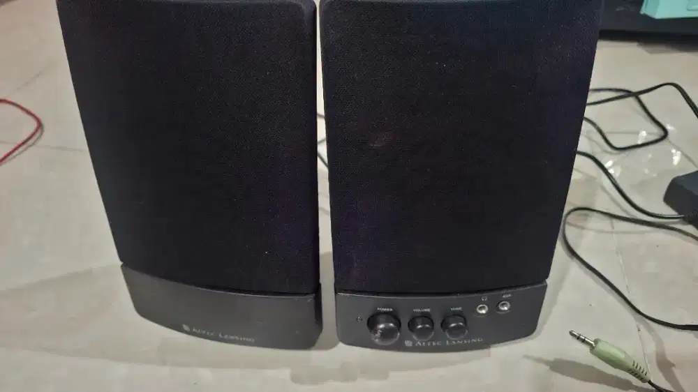 Altec langsing  BXR 1120