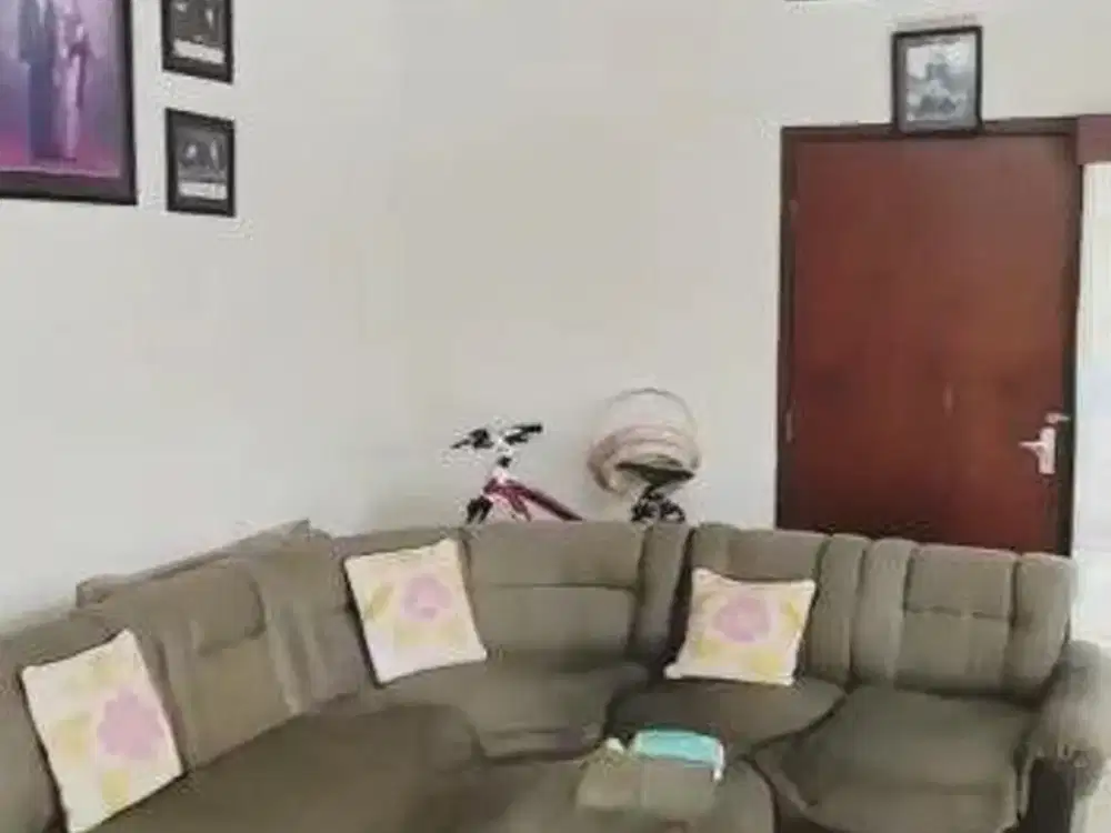 Rumah Lama di Tubagus Ismail Bahan Kosan