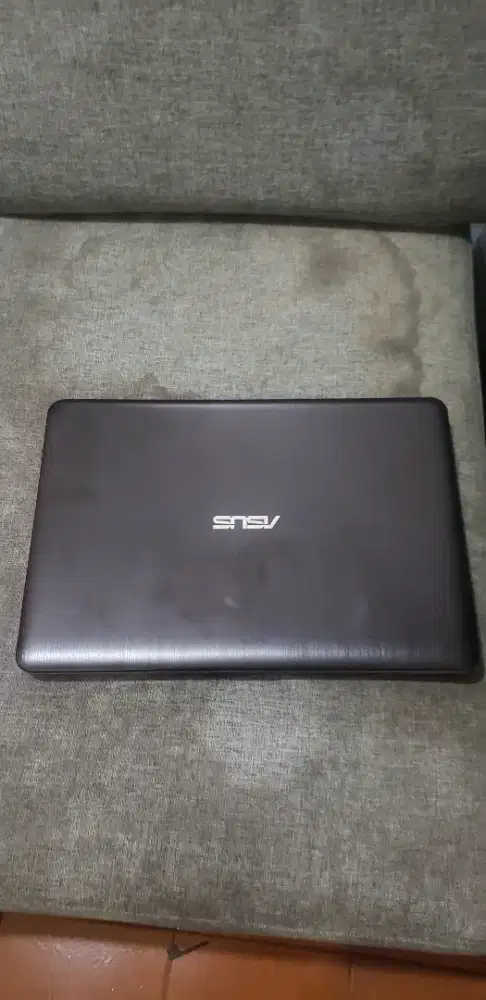 Laptop Asus X441SA,