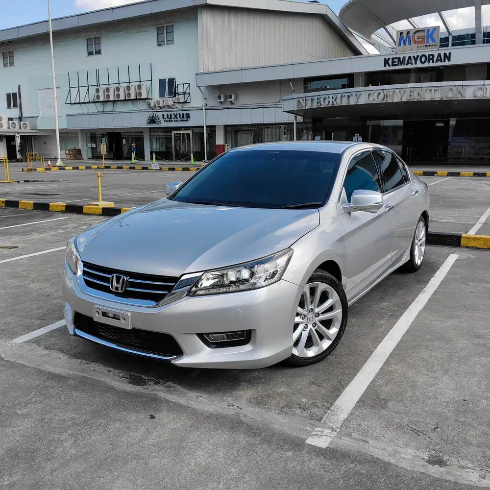 Honda Accord 2014 Bensin