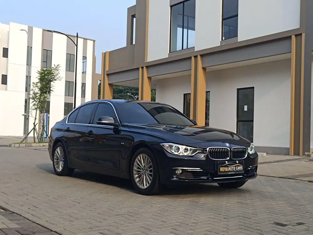 LOWKM SERVICE RECORD! BMW 320i F30 Luxury Keyless Entry 2016