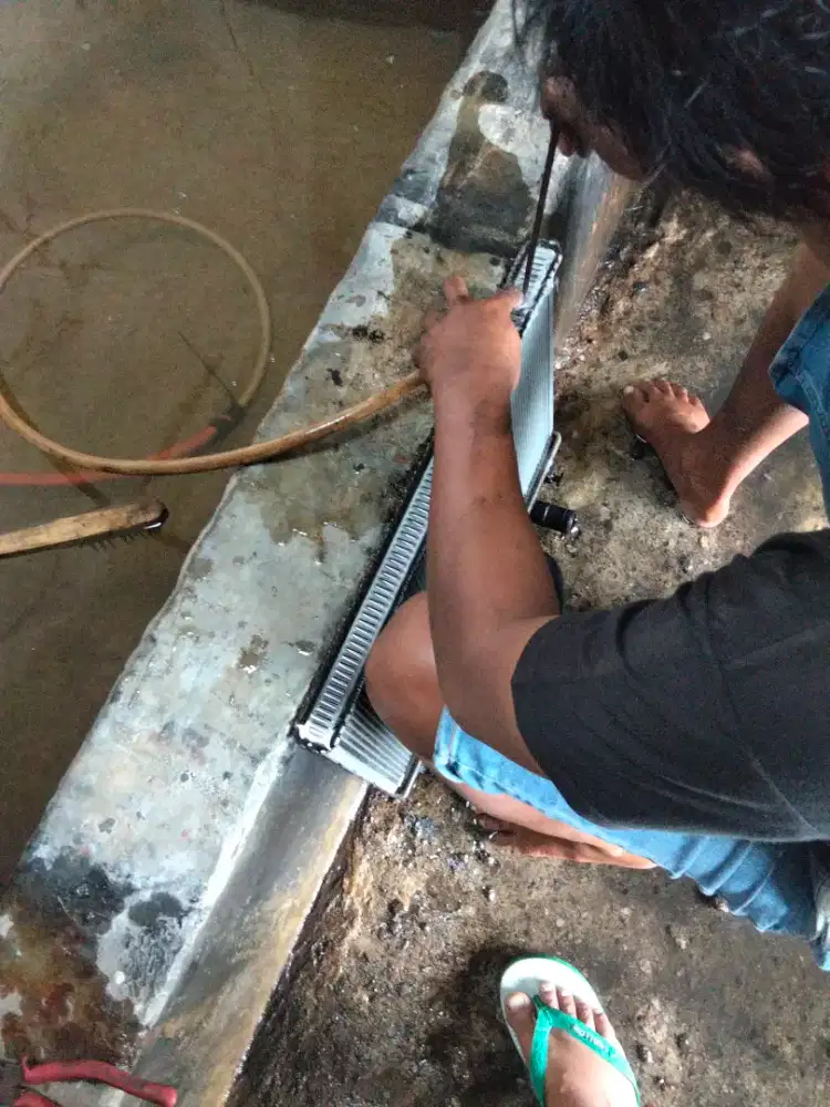 Service radiator panggilan 24 jam