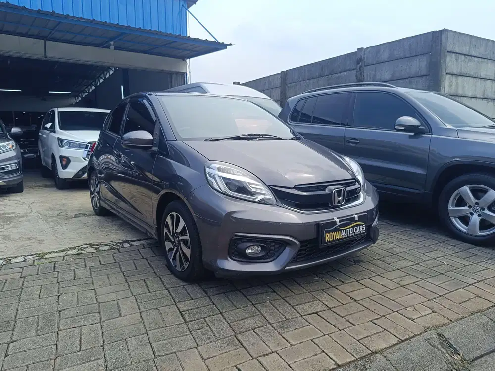 LOWKM SERVICE RECORD TANGAN PERTAMA! Honda Brio 1.2 RS AT 2017