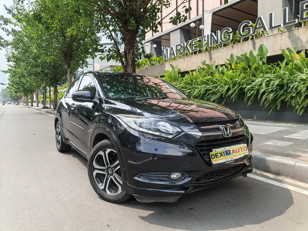 (KM30000)HONDA HRV PRESTIGE AT 2016 NIK 2015 SUNROOF KM RENDAH