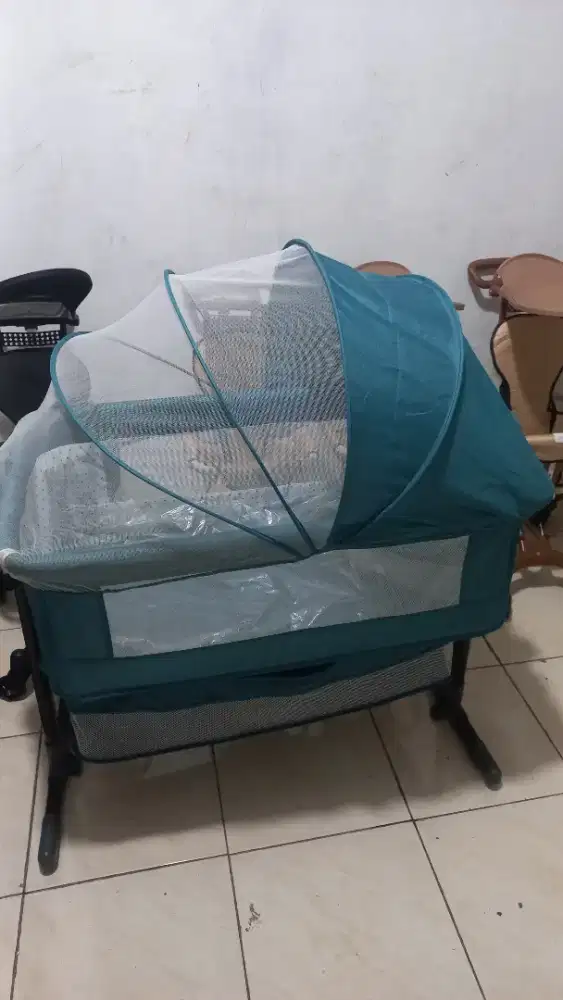 Box kasur kelambu