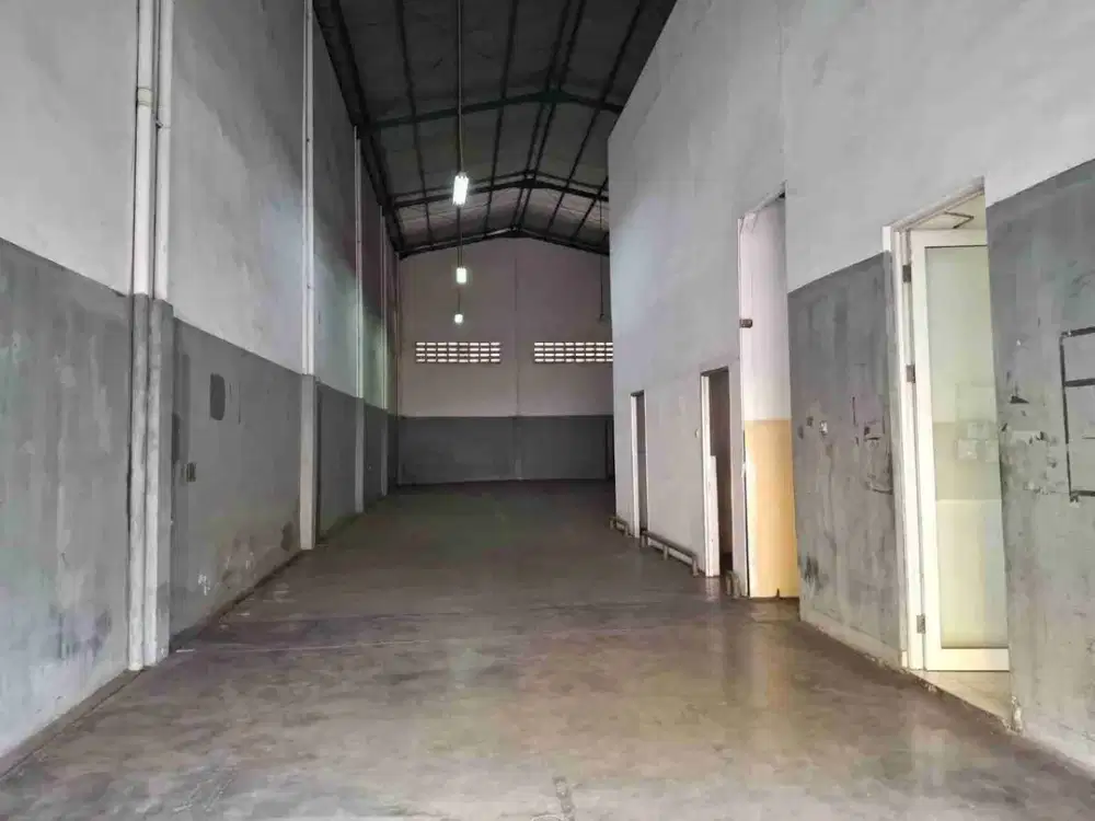 Disewakan Gudang siap pakai di Green Sedayu Bizpark Cakung Timur Jakarta Timur.
