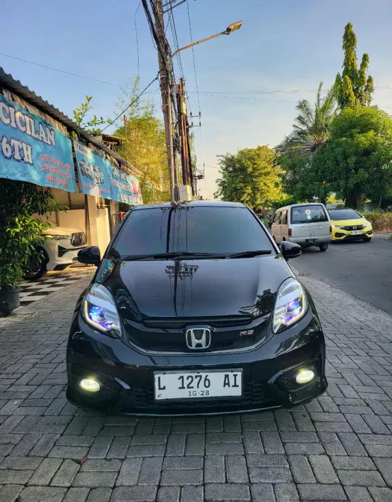 Honda brio Rs MATIC TAHUN 2018 siap pakai saja