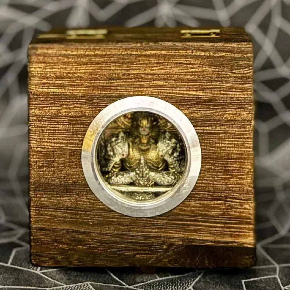 Zippo Armor Limited Edition 2023 Sun Wu Kong 3D Relief dengan Tongkat