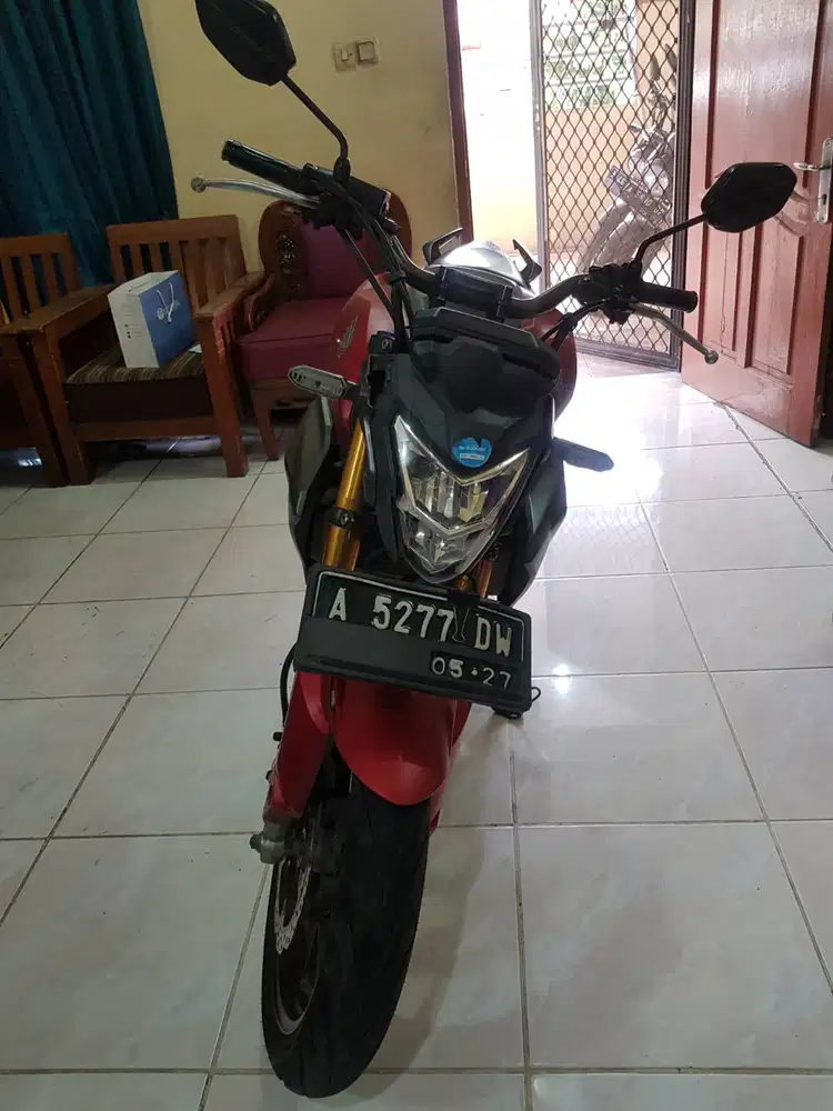 Jual motor Honda CB 150 R