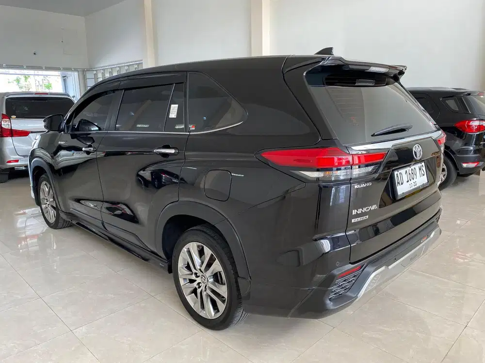 Toyota Kijang Innova 2024 Bensin