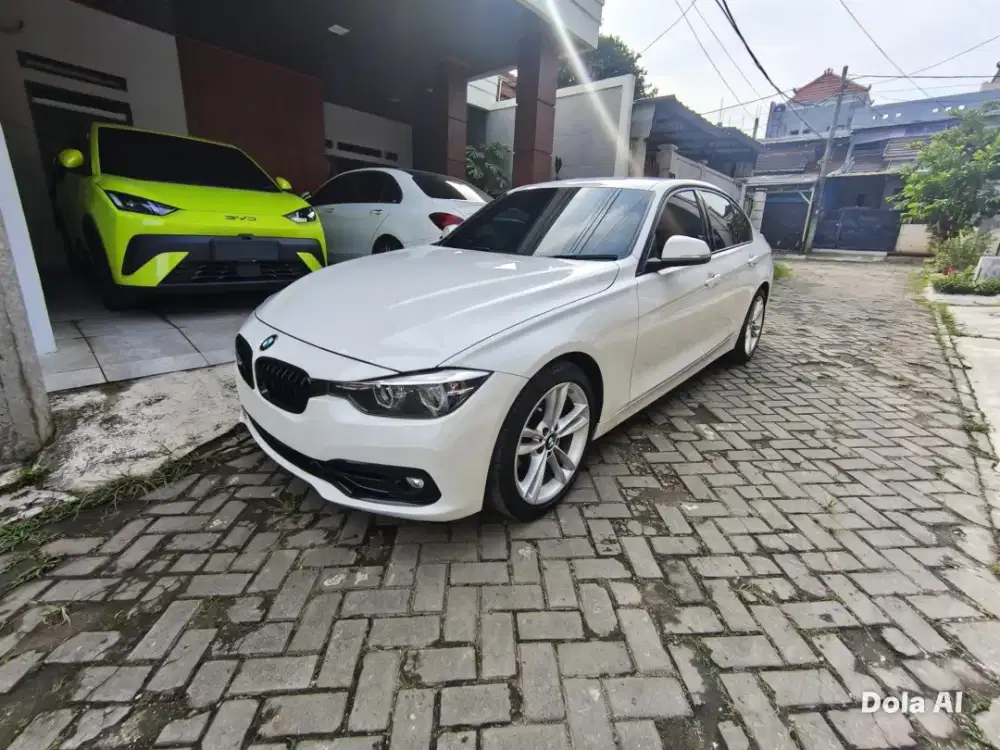 BMW 320i sport shadow 2019