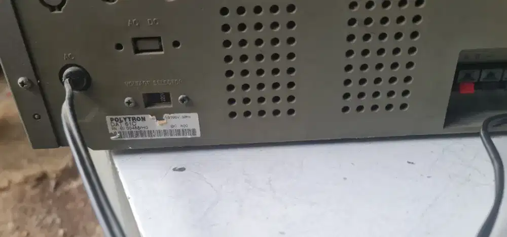 Tape deck polytron kondisi rusak