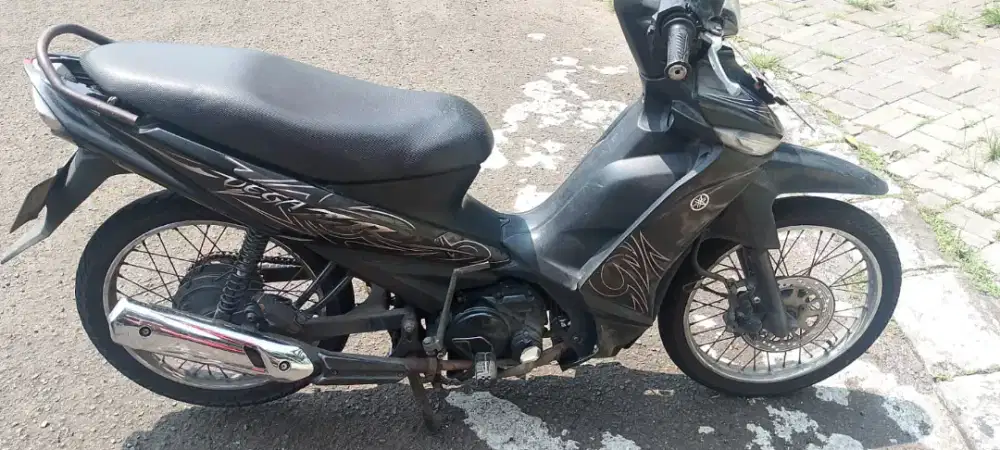Dijual Motor Vega ZR 2010