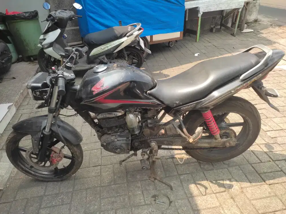 Suzuki Thunder 2008