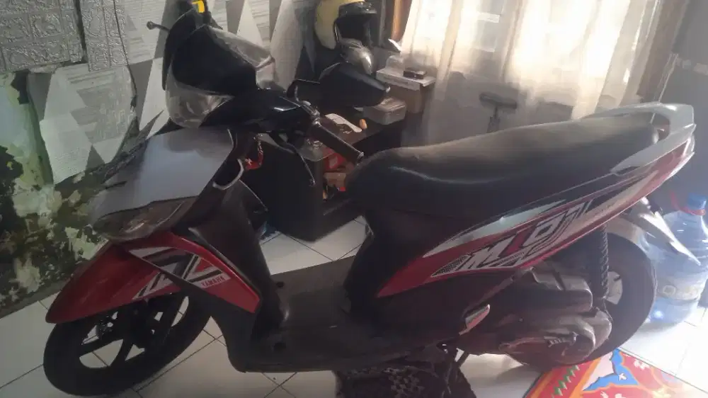 Mio j 2012 kumplit isi