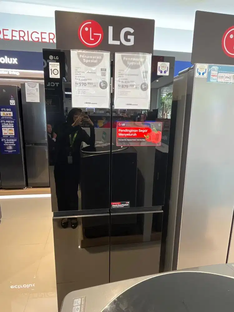 CICILAN KULKAS LG 4 PINTU 434LTR