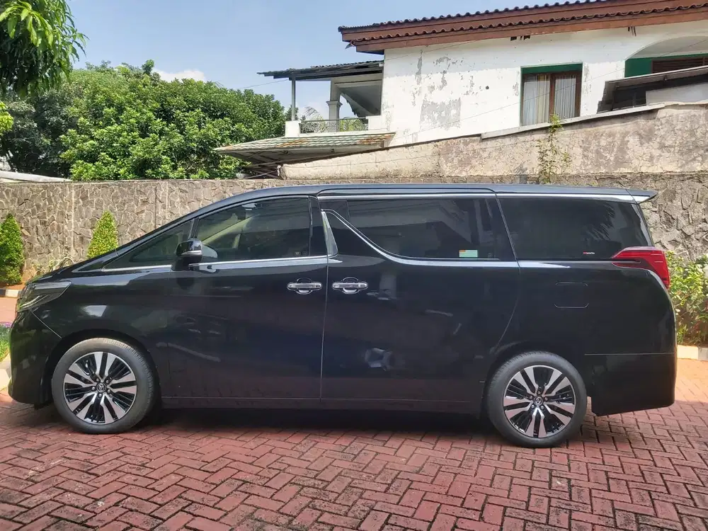 Toyota Alphard 2018 Bensin