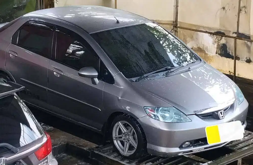 DIJUAL HONDA CITY VTECH MATIC 2004