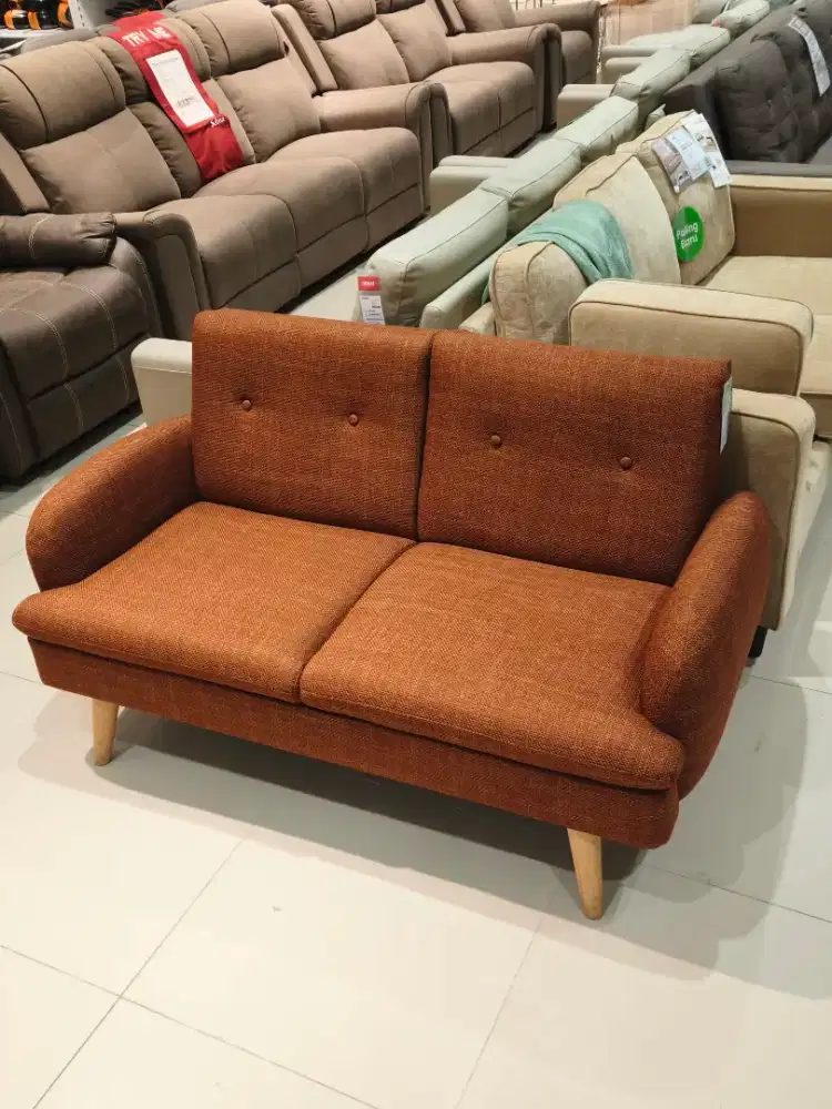 Sofa Tamu 2 Seater Baru Cantik