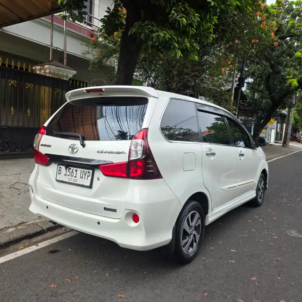 Bagus Bgt. Rapih. Toyota Avanza VELOZ 1.5cc Putih