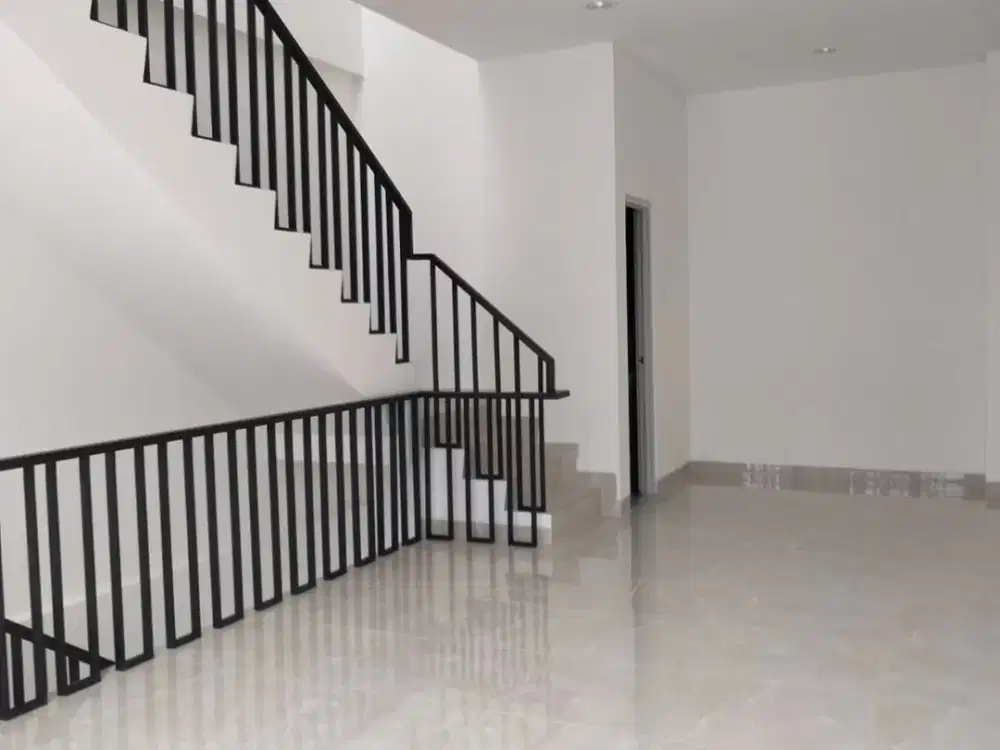 Dijual/Disewakan Ruko West Village Business Park 2, BSD R