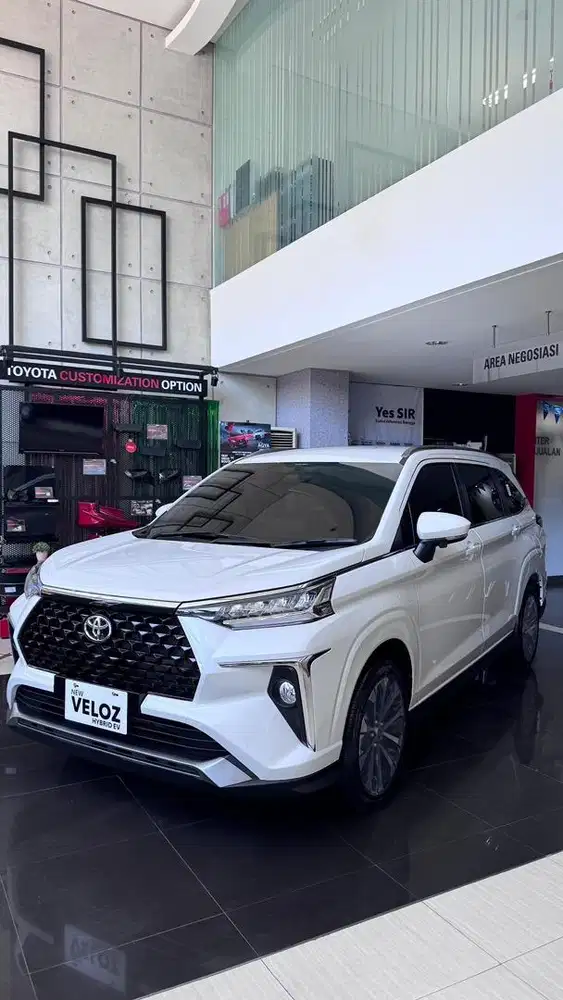TOYOTA VELOZ HYBRID SPECIAL DEAL