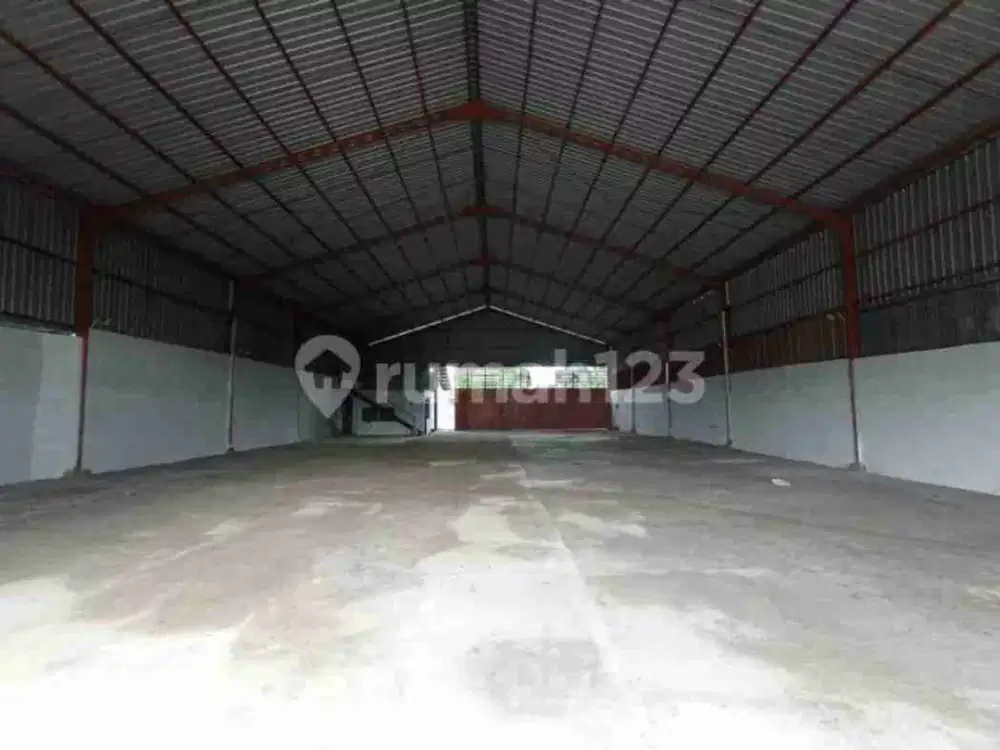 Disewakan Gudang Zona Kuning Lokasi Strategis Banjarsari,Solo Luas 1500M2