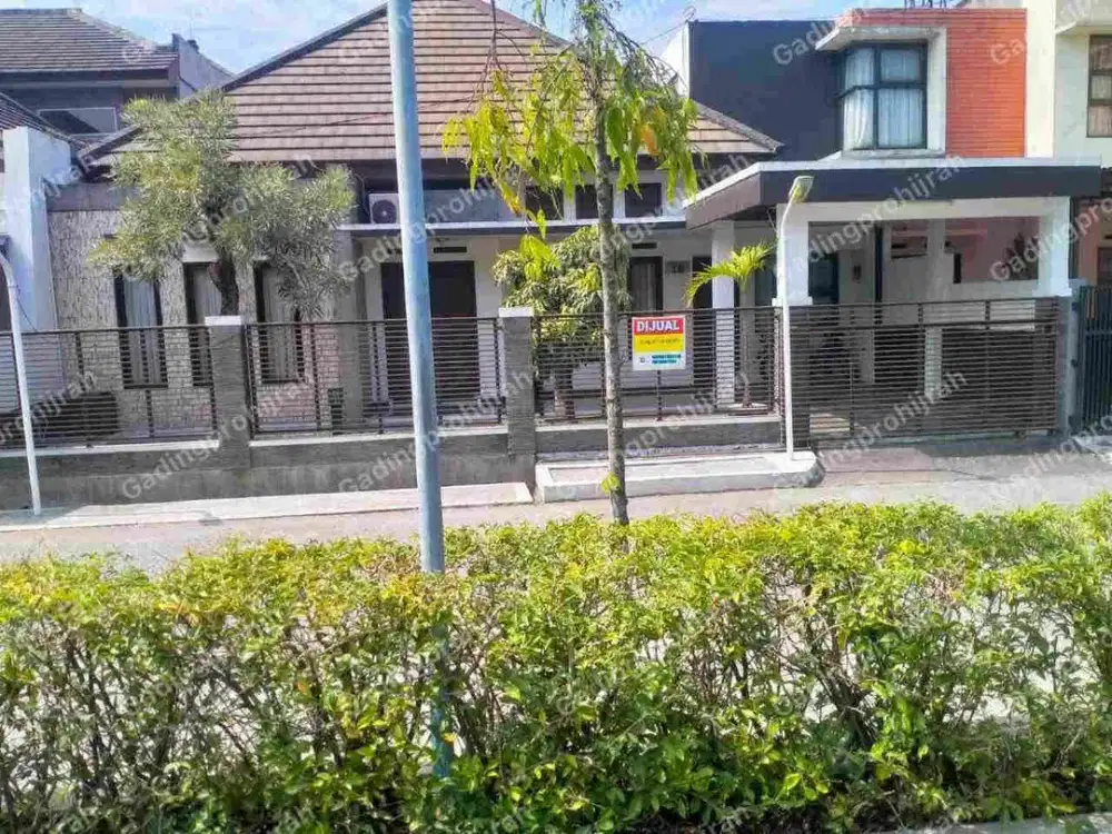 Dijual Rumah Mewah di kawasan Aeromodelling Antapani - Arcamanik