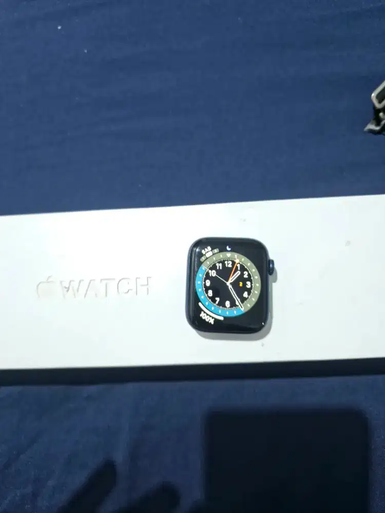 Apple watch seris 6 ukuran 44mm gps lte fullset