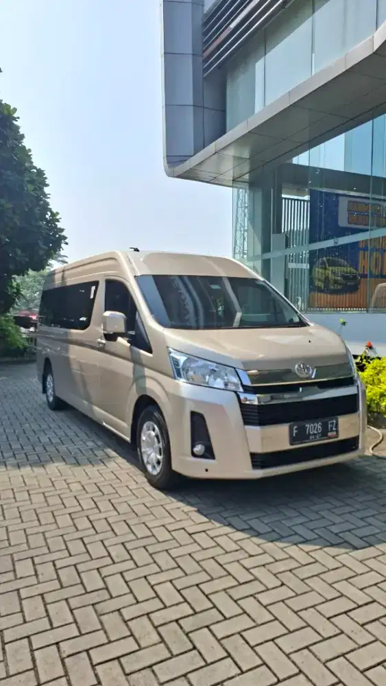 Toyota Hiace Premio 2022 Tgn 1 pribadi Bogor