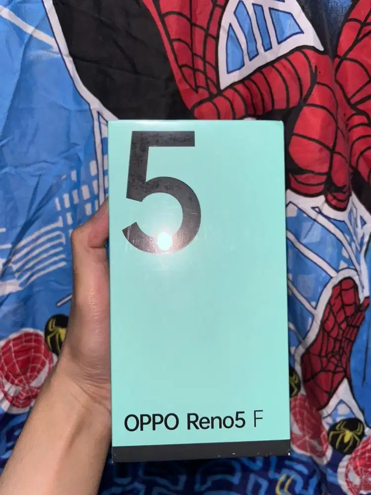 OPPO Reno5 F | 8GB - 128GB | Hitam.