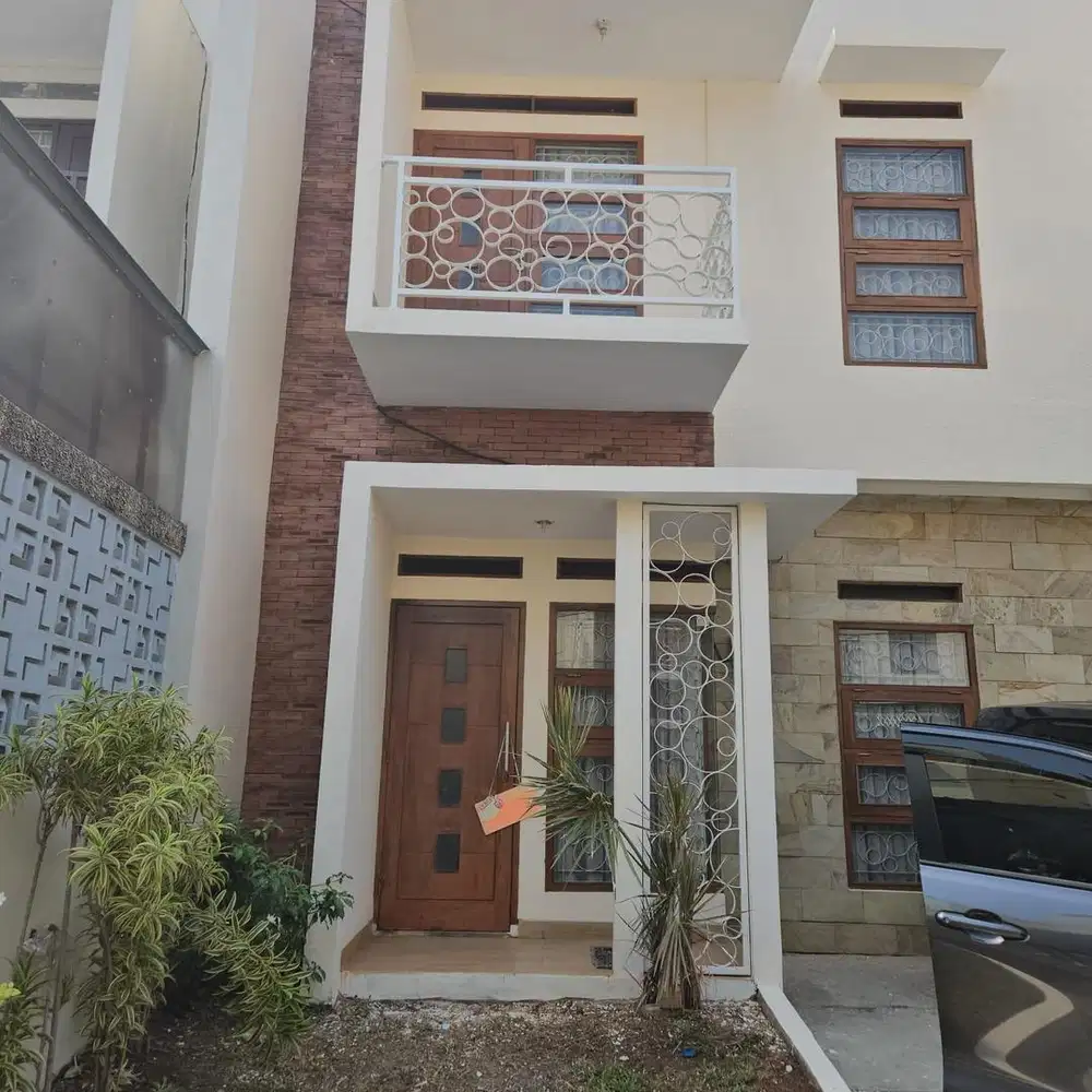 Like new.Dijual Rumah di Bambu Apus Jakarta Timur MURAH