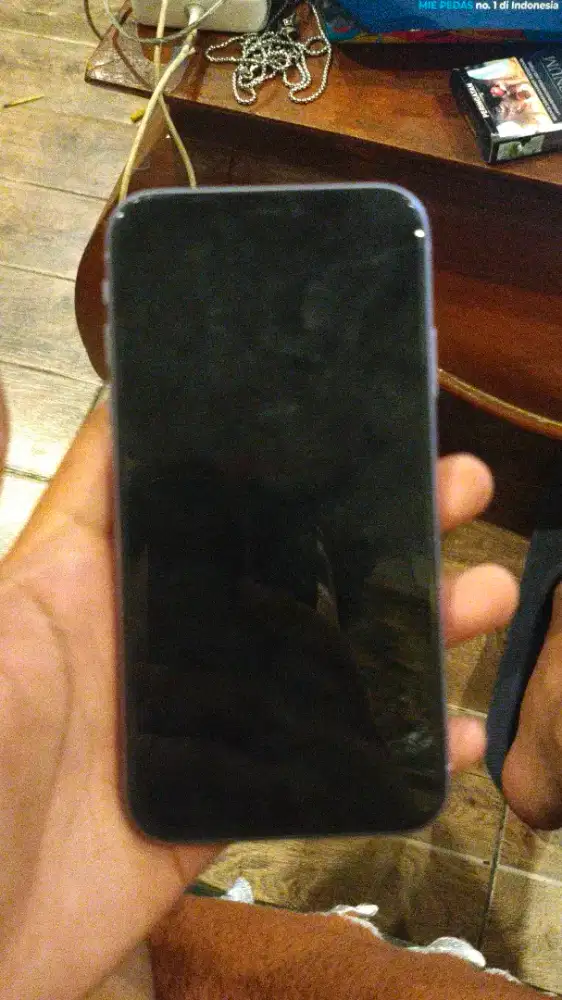 iPhone 11 inter 64gb
