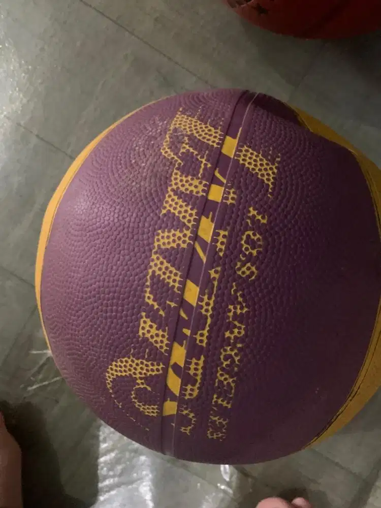 bola basket msh bagus kondisinya