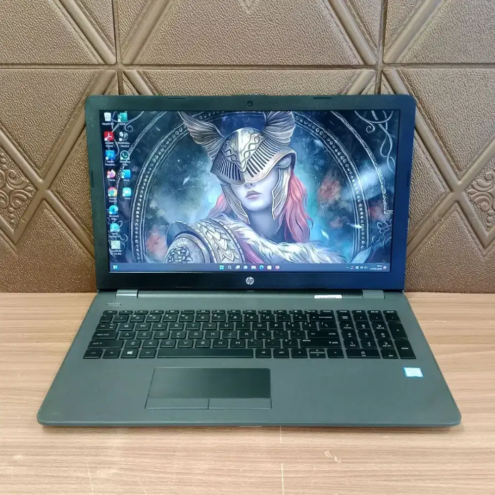 HP 250 G6 CORE I7 7500U RAM 8GB SSD 120GB+HDD 1TB LAYAR 15.6 INCH