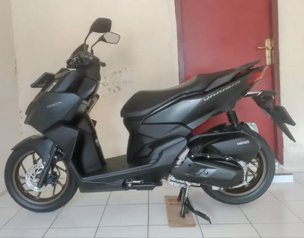 Honda vario 160 CBS tahun 2025 km 4000 plat Bekasi kota