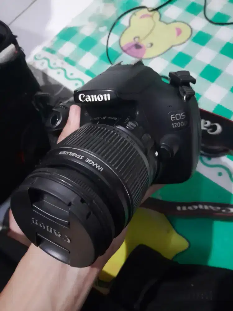 DIJUAL KAMERA CANON eos1200