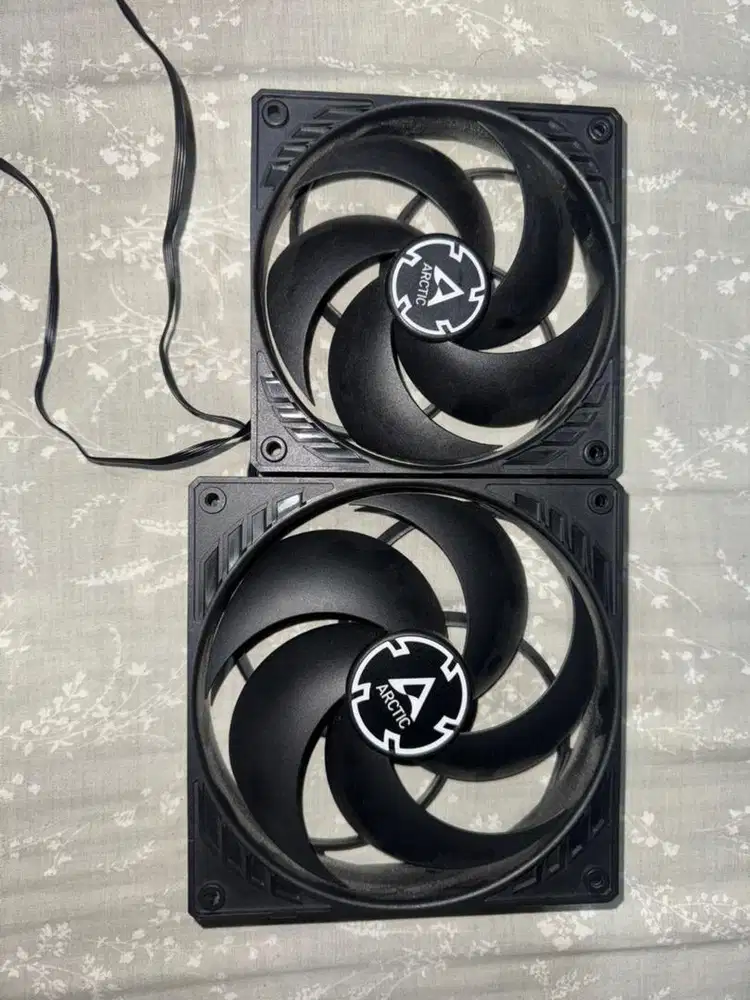 Arctic P12 + P14 fan
